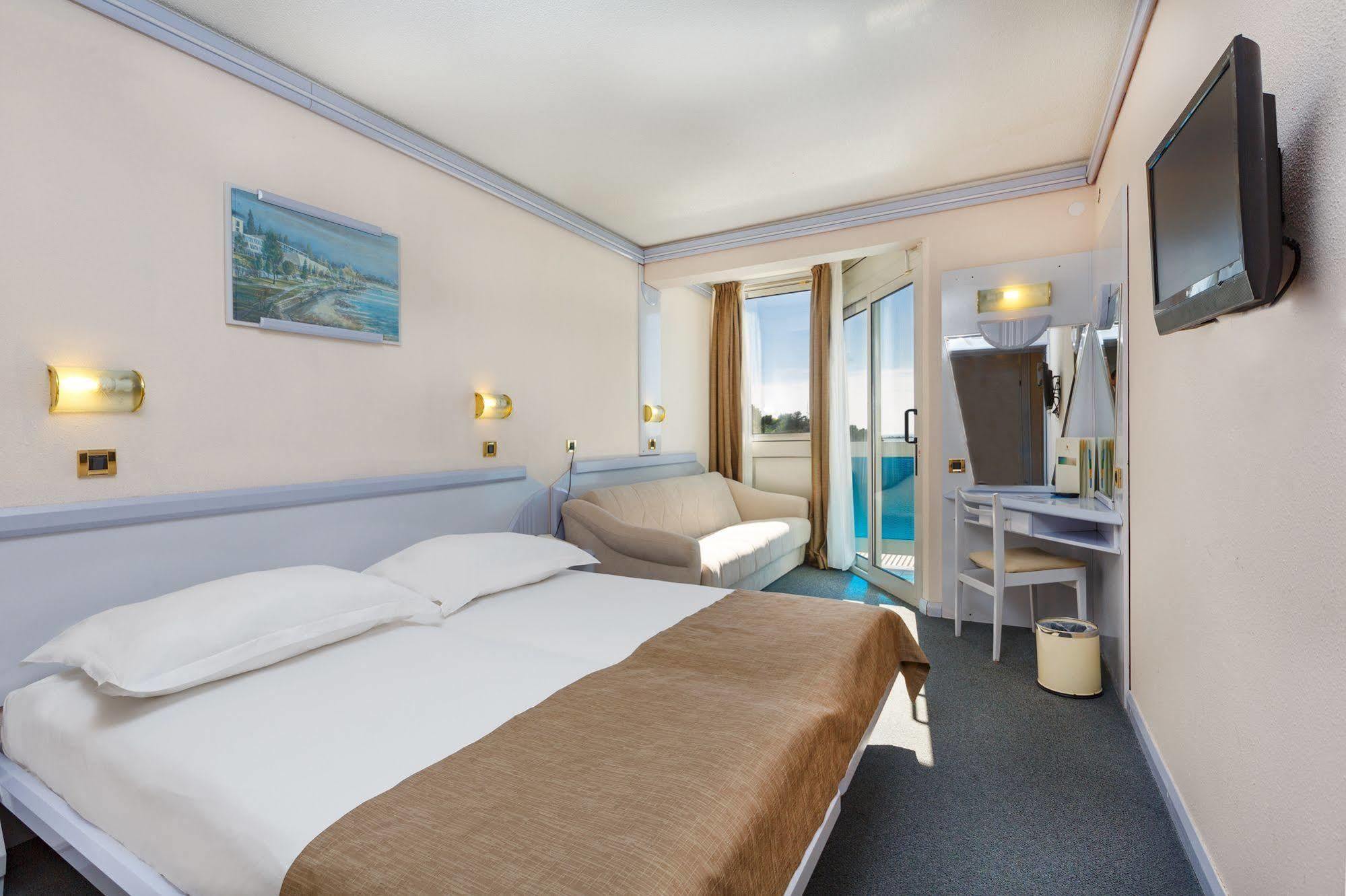 Hotel Plavi Plava Laguna Poreč Exteriér fotografie